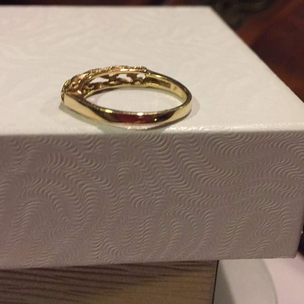 14K YG Rope Ring - Picture 3 of 3